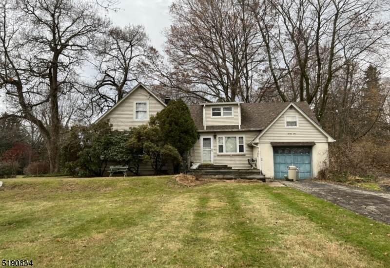 21 Hilltop Rd - Photo 1