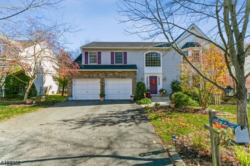 312 Evergreen St - Photo 1