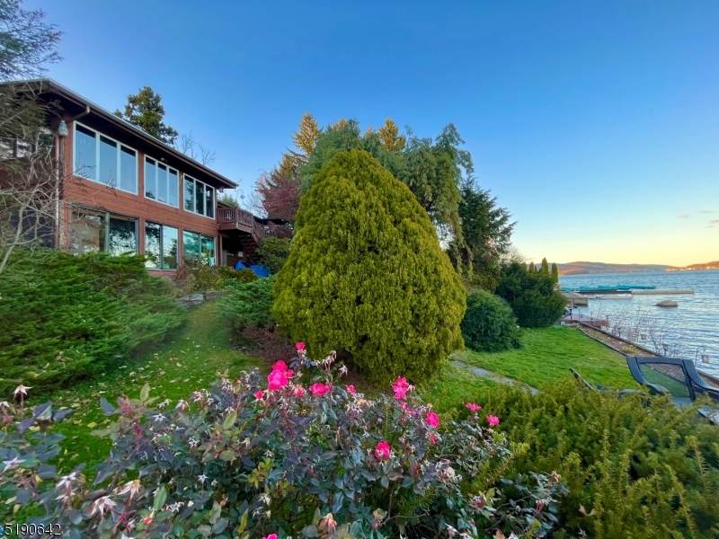 27 Cottage Cv - Photo 1