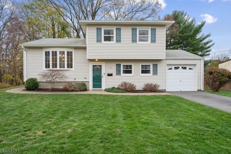 3 Eileen Ct - Photo 1