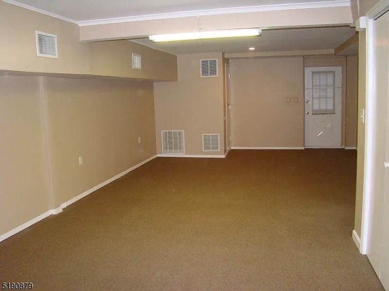 1156 Oakcroft Ln - Photo 1