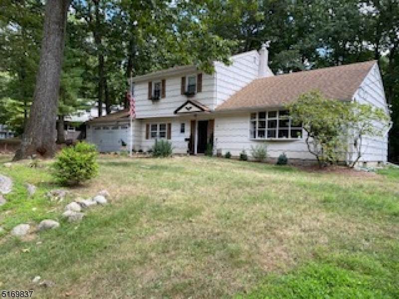 22 Beech Dr - Photo 1