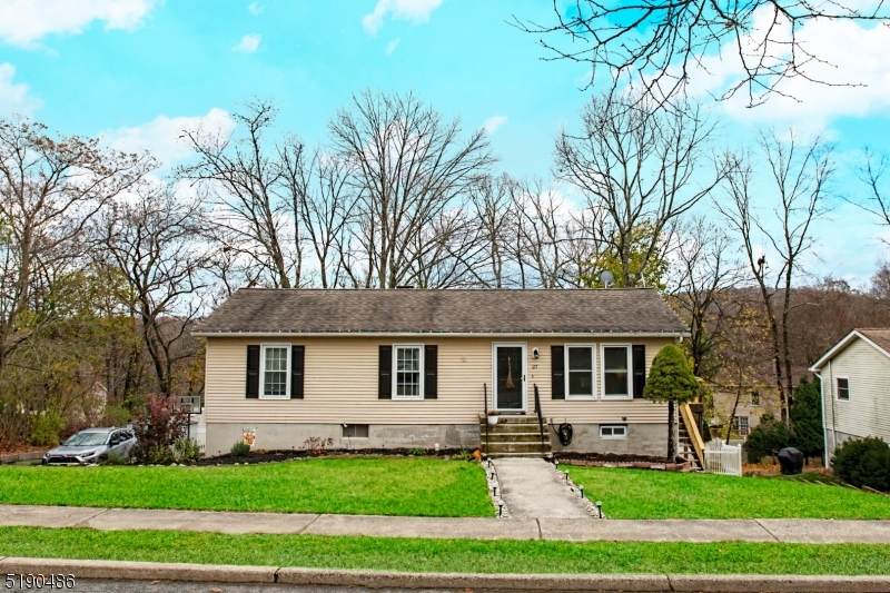 27 Birch Dr - Photo 1
