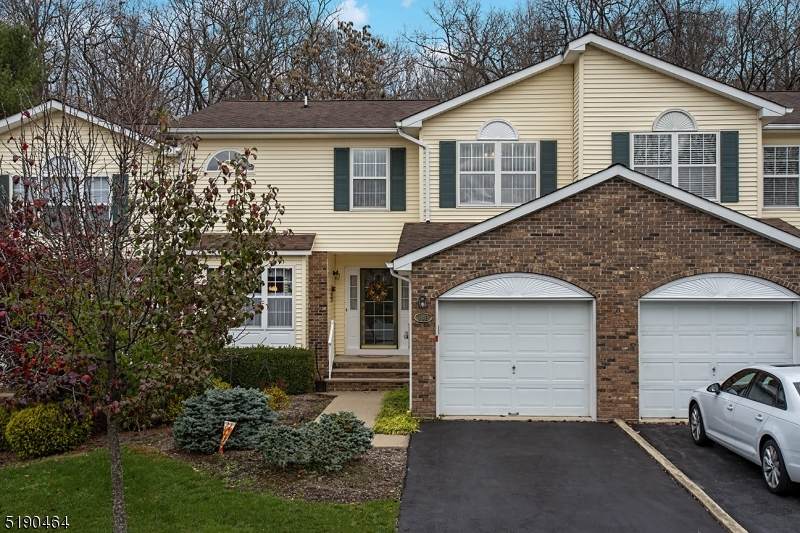 118 Butternut Drive - Photo 1