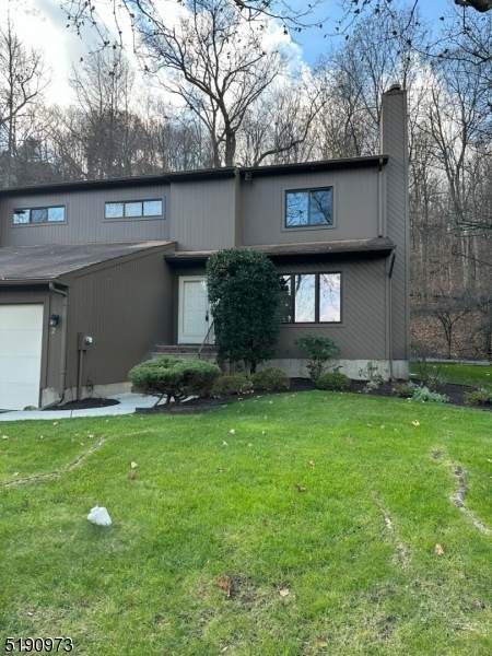 23 Mountain Ridge Dr - Photo 1