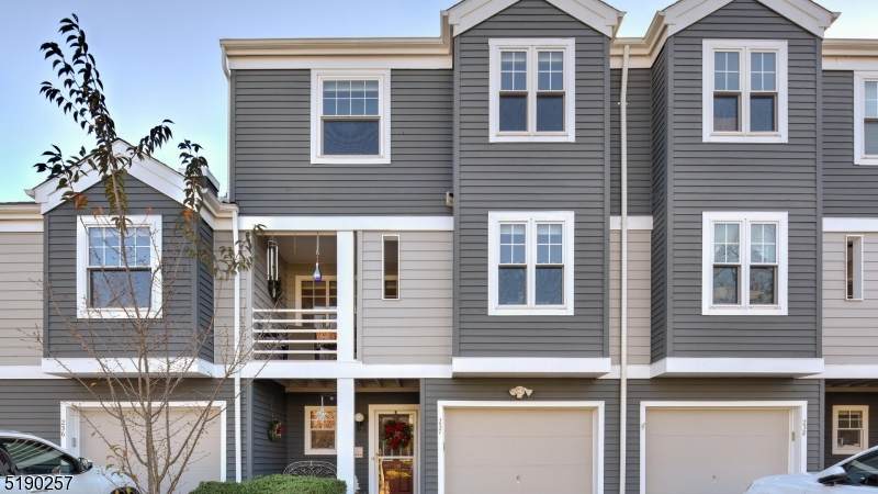 237 Longview Rd - Photo 1