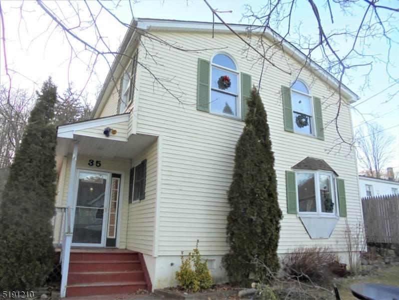 35 Ella St - Photo 1