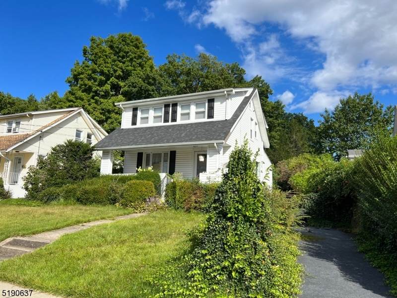 123 Park Ave - Photo 1