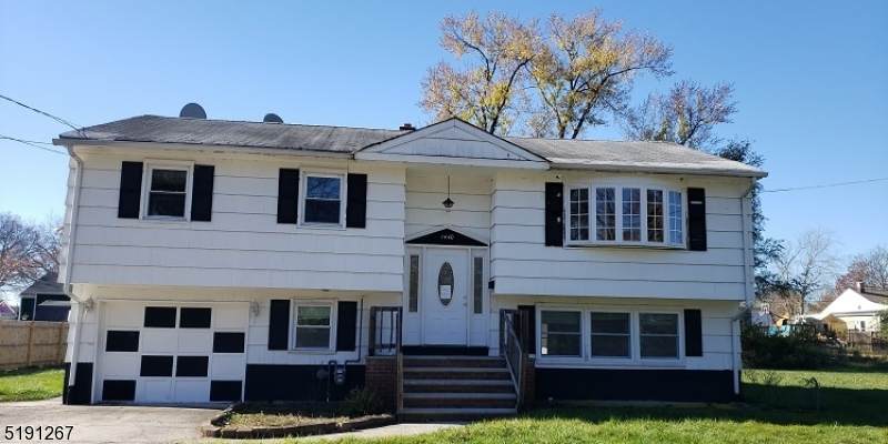 1440 Riveredge Dr - Photo 1