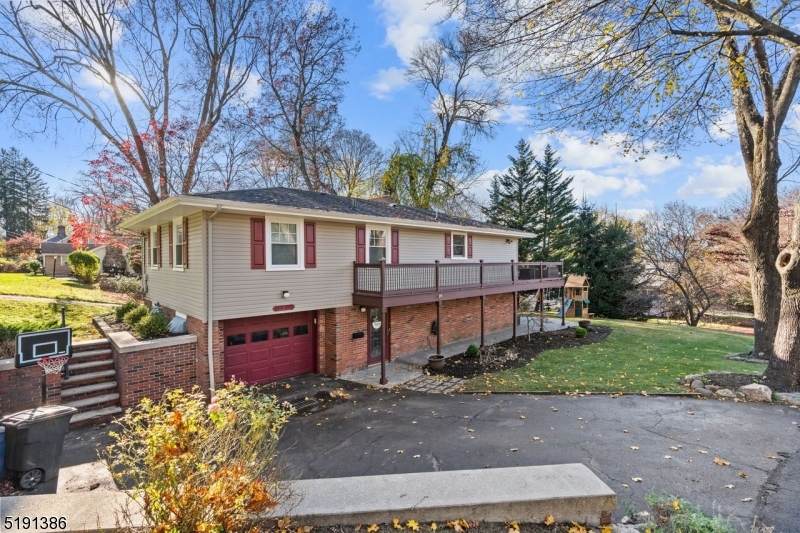 2 Hillspring Rd - Photo 1