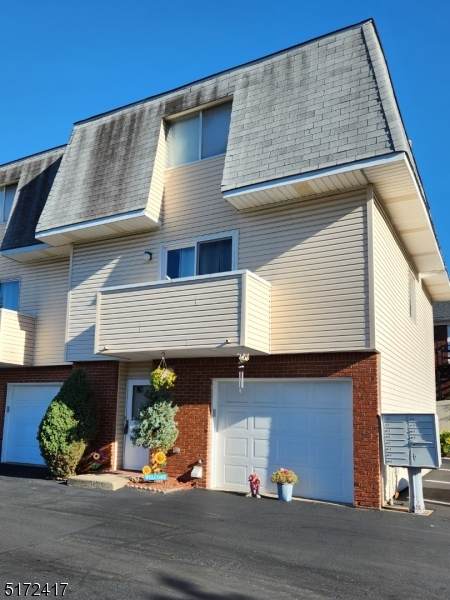 506 Joralemon St - Photo 1