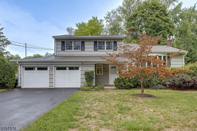 27 Dell Lane - Photo 1