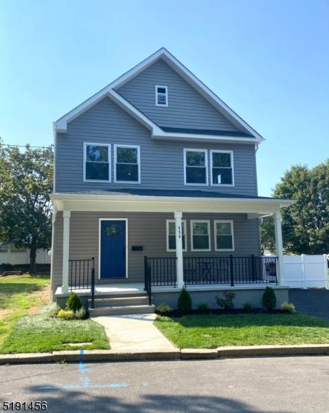426 Railroad Ave - Photo 1