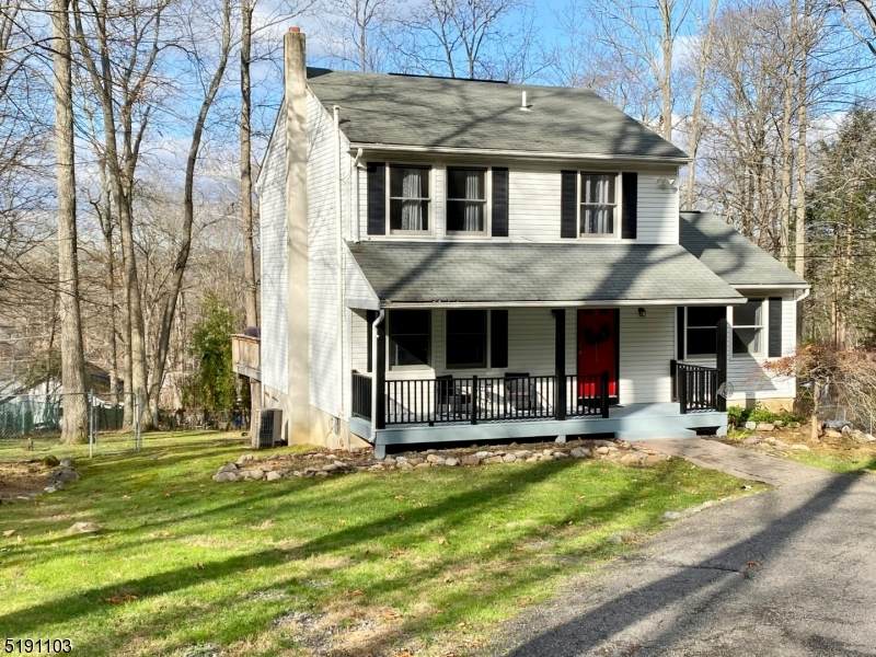 95 Ridgeway Ave - Photo 1