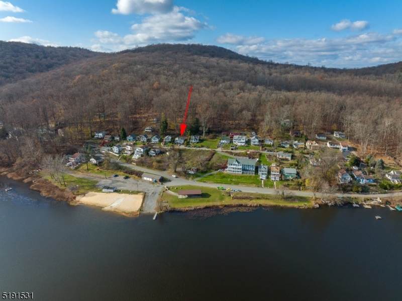 15 Lewis Ln - Photo 1