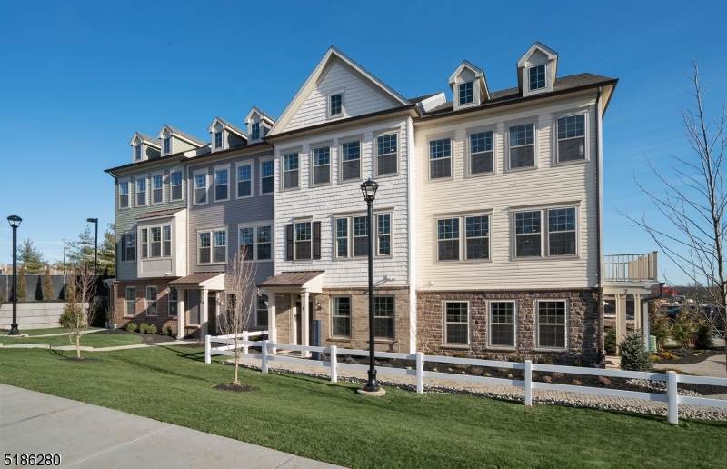 15 Ambrosia Court - Photo 1