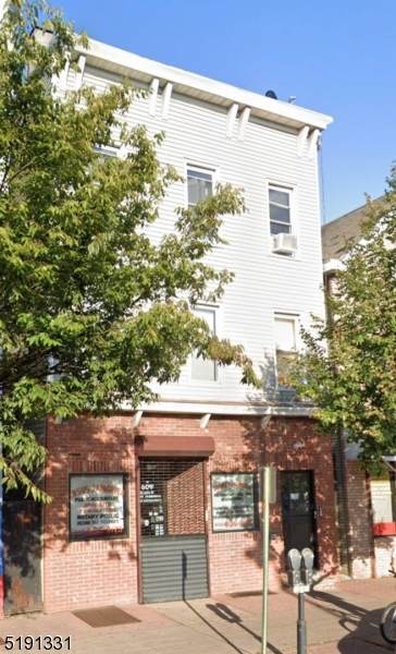 609 Elizabeth Ave - Photo 1