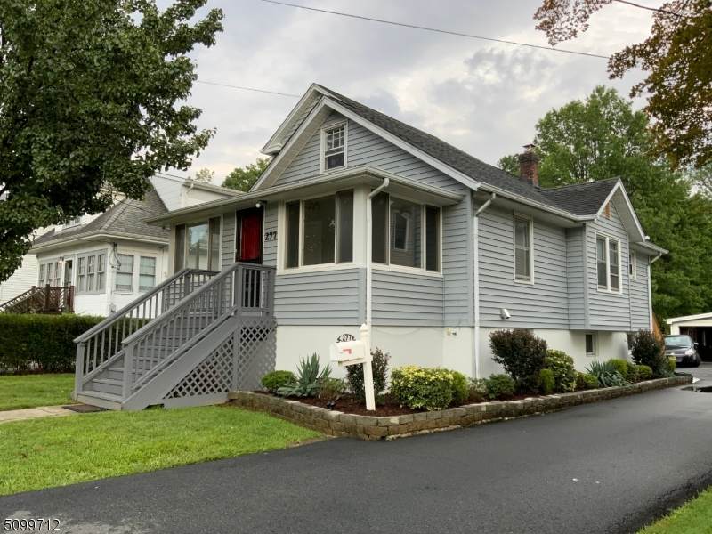 277 Eagle Rock Ave - Photo 1