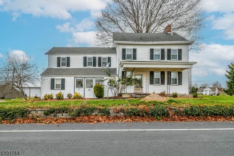 27 Amwell Rd - Photo 1