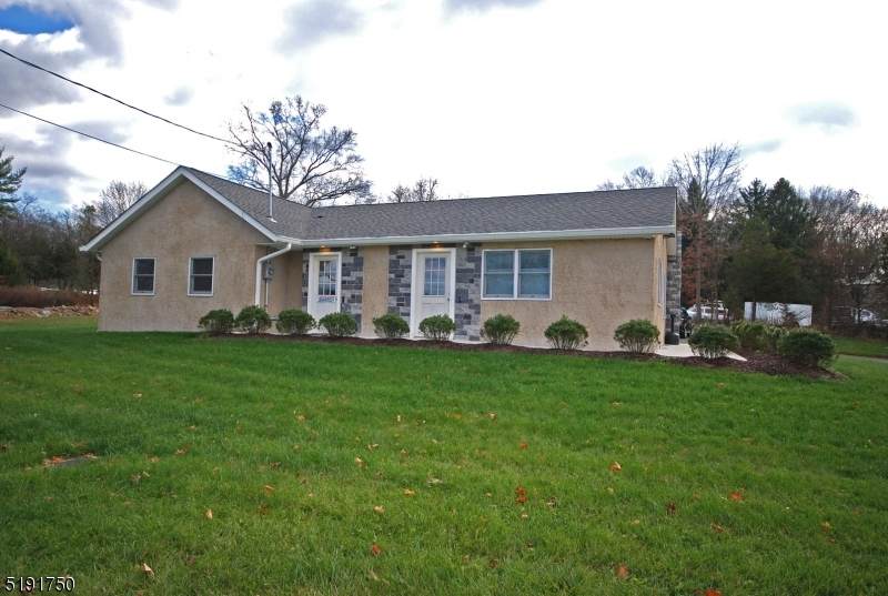 256 Route31 - Photo 1