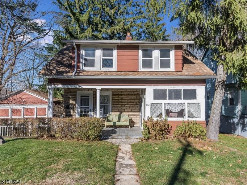 102 Main St - Photo 1