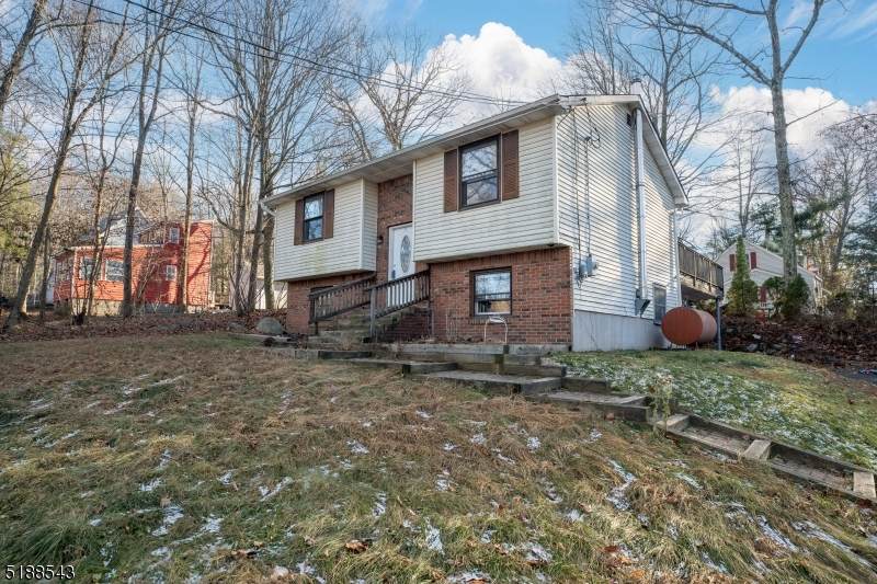 14 Greenwich Rd - Photo 1