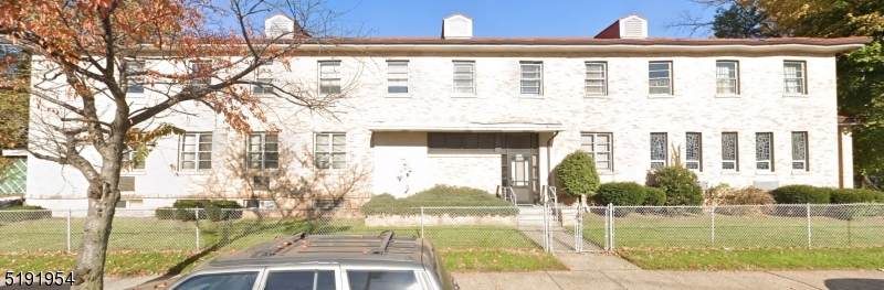 301 South St - Photo 1