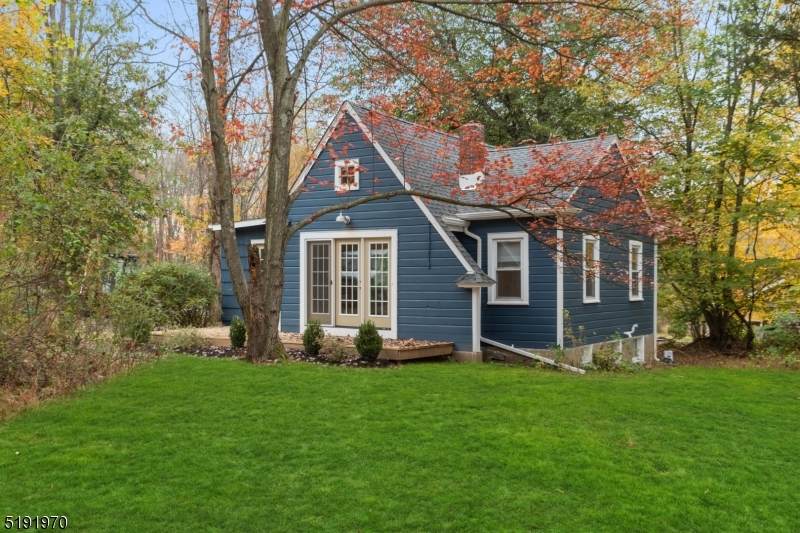141 Ironia Rd - Photo 1