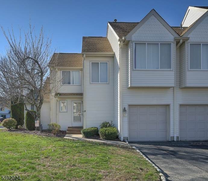 17 Franklin Ct - Photo 1
