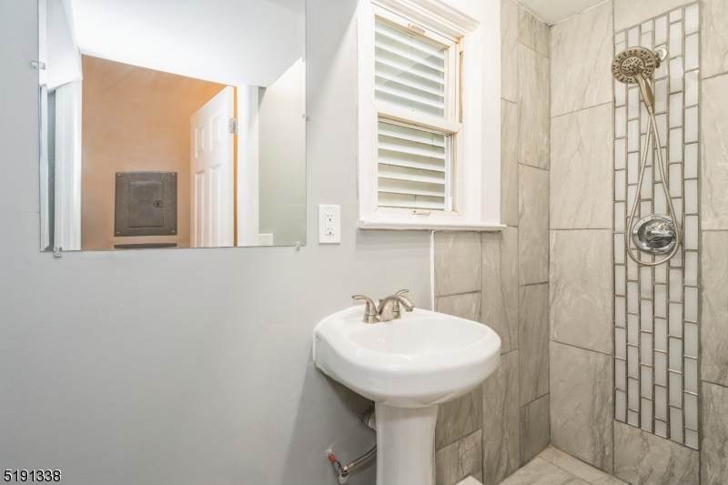 391 Amherst St - Photo 1