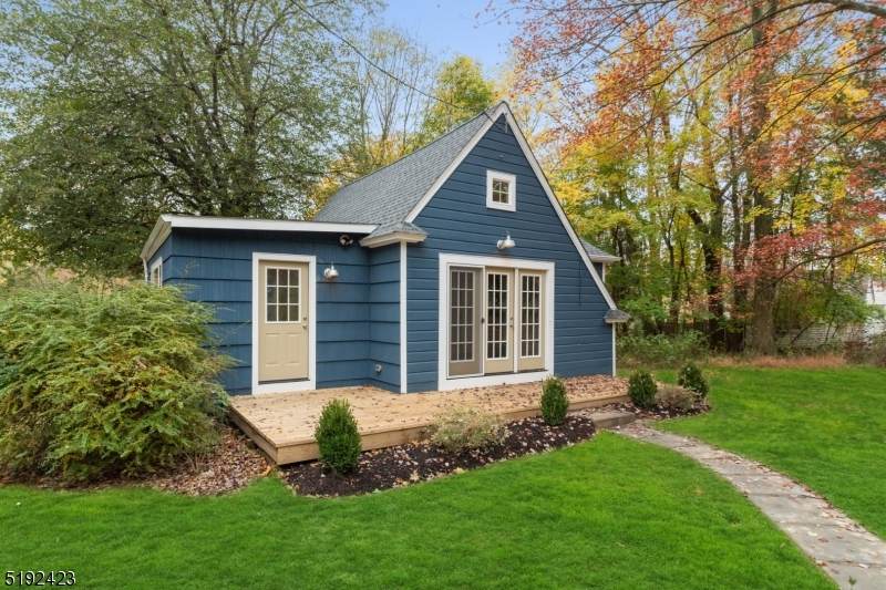 141 Ironia Rd - Photo 1