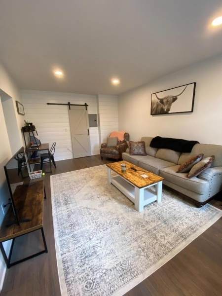 380 Claremont Ave, Apt 1 - Photo 1