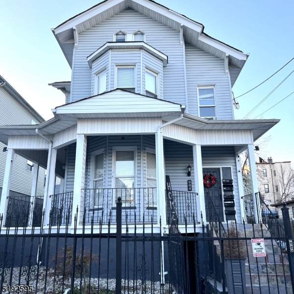 904 Clifton Avenue - Photo 1