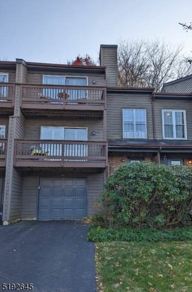 42 Chicopee Dr - Photo 1