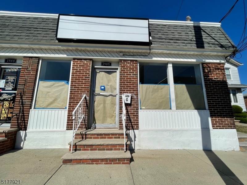 1989 Haines Ave - Photo 1