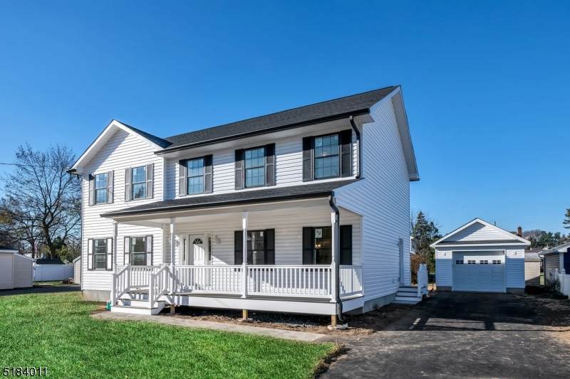 16 Munn Ave - Photo 1