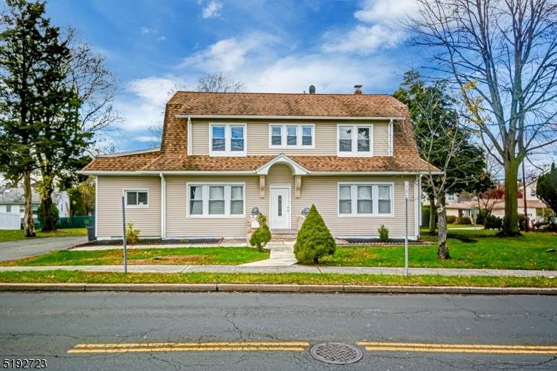 2000 Woodland Ave - Photo 1