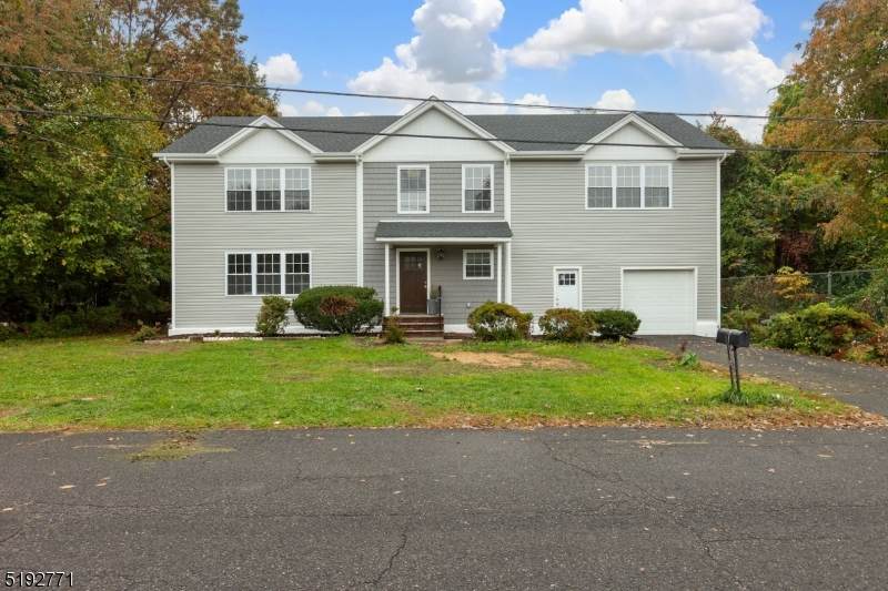 54 Howard Ave - Photo 1