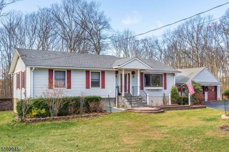 104 Upper Hibernia Rd - Photo 1