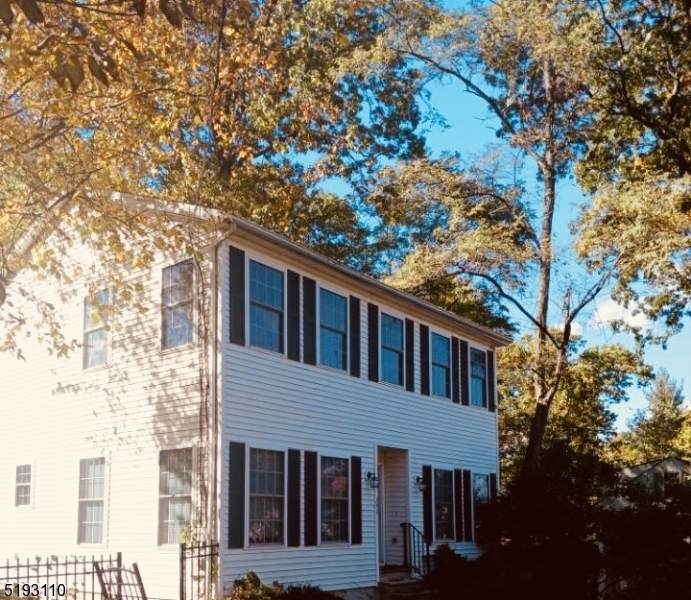 353 Top Ave - Photo 1