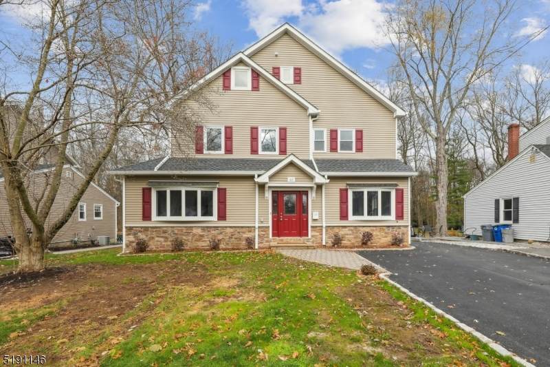 67 Beechwood Rd - Photo 1