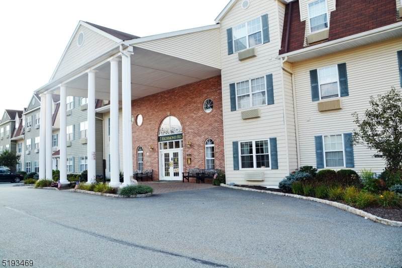7410 Richmond Rd - Photo 1