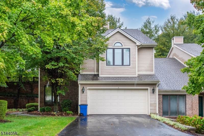 9 Waterford Dr - Photo 1