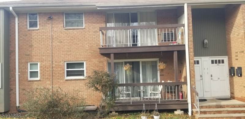 16 Deanna Dr - Photo 1