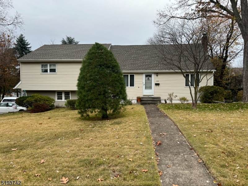 446 Maple Ave - Photo 1
