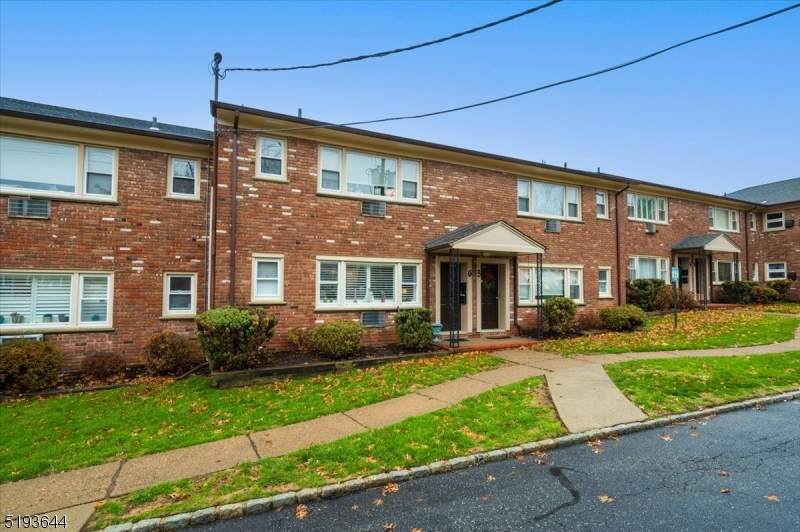365 Bloomfield Ave - Photo 1
