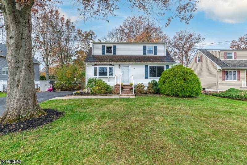 60 Walnut Ave - Photo 1