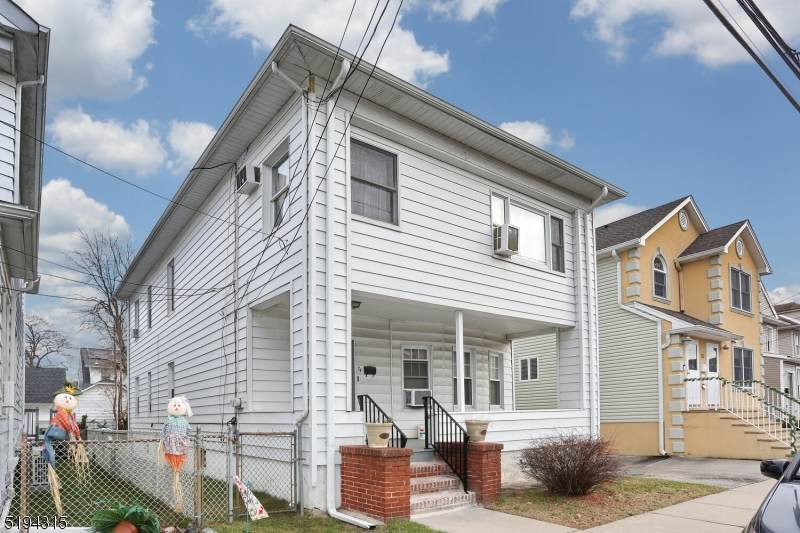 74 Lincoln Ave - Photo 1