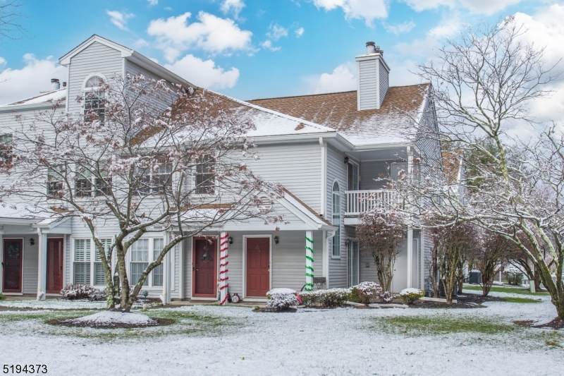 64 Homestead Ln - Photo 1