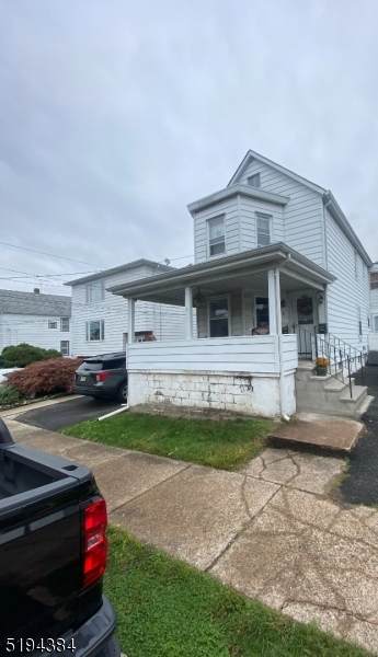 31 Providence Ave - Photo 1